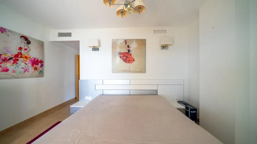 4 bedrooms apartment for sale, Calpe, Spain No. 924 № 13