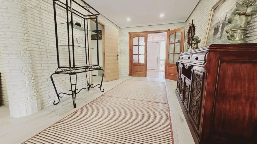 5 bedrooms villa for sale, Torrevieja, Spain No. 716 № 20