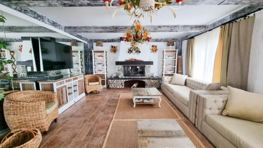 6 bedrooms villa for sale, Moraira, Spain No. 500 № 4