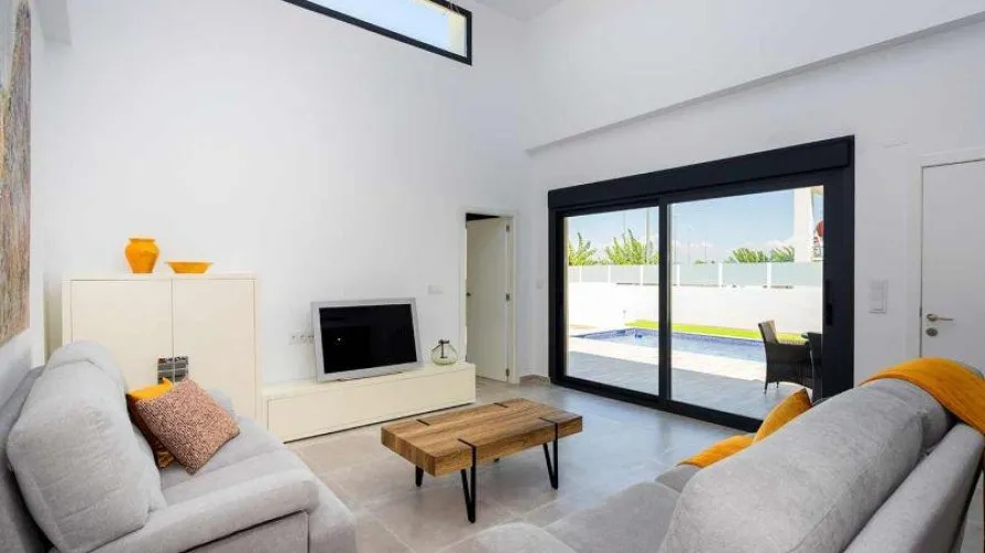 3 bedrooms villa for sale, Daya Nueva, Spain No. 275 № 1