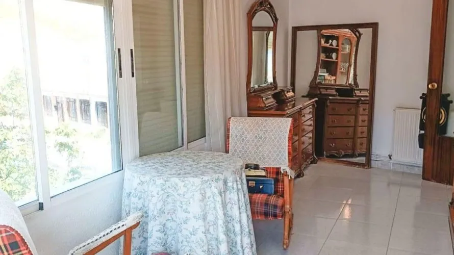 7 bedrooms house for sale, Guadalest, Spain No. 1199