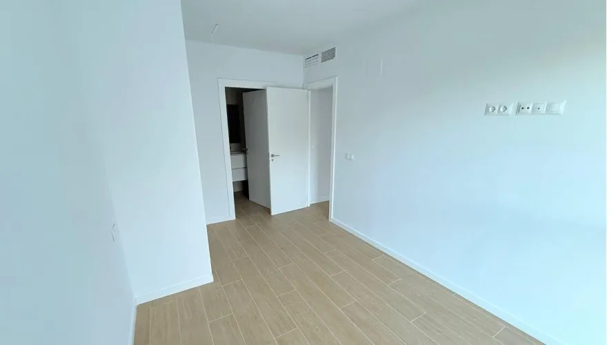 1 bedroom apartment for sale, Denia, Spain No. 947 № 2