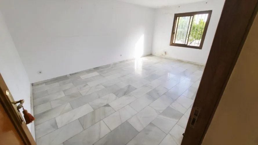 5 bedrooms apartment for sale, Alicante, Spain No. 906 № 19