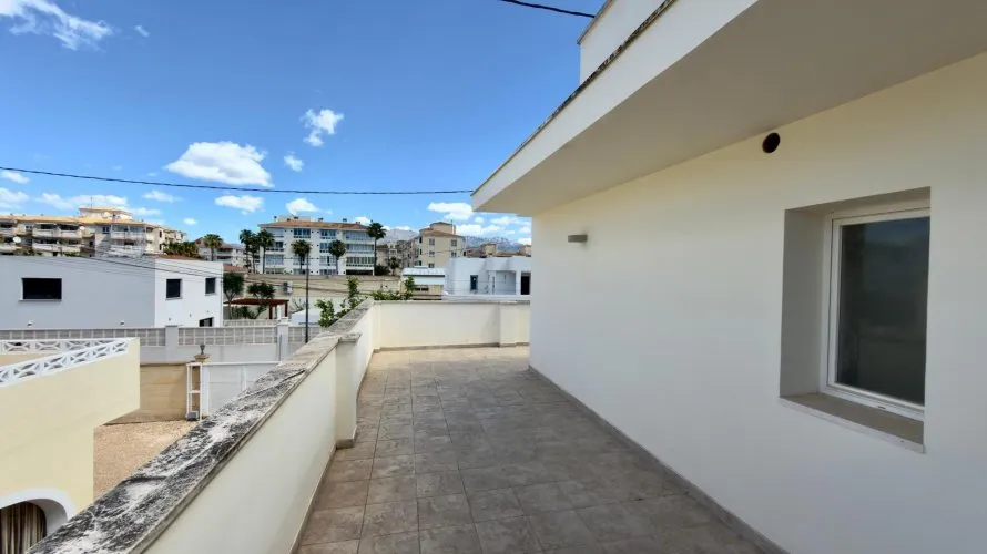 4 bedrooms house for sale, Albir, Spain No. 1165 № 7