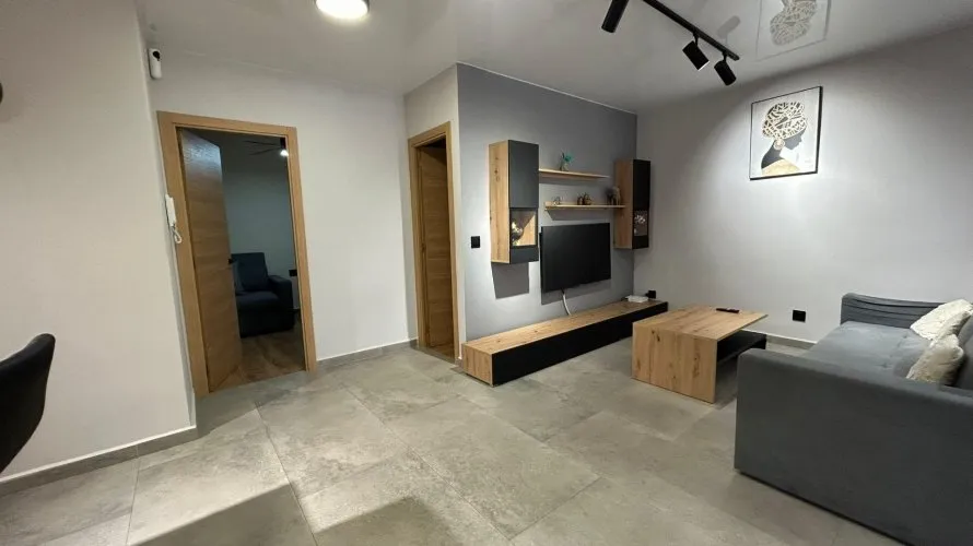 3 bedrooms apartment for sale, Torrevieja, Spain No. 1105 № 1