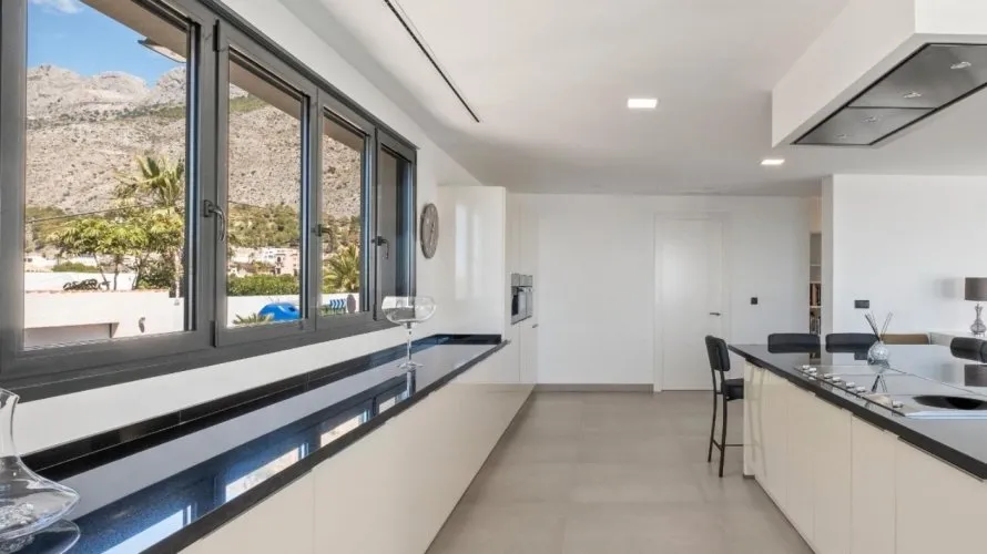 5 bedrooms villa for sale, Zona Altea Hills, Spain No. 873 № 10