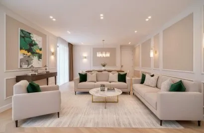 5 bedrooms apartment for sale, Madrid, Spain No. 740
