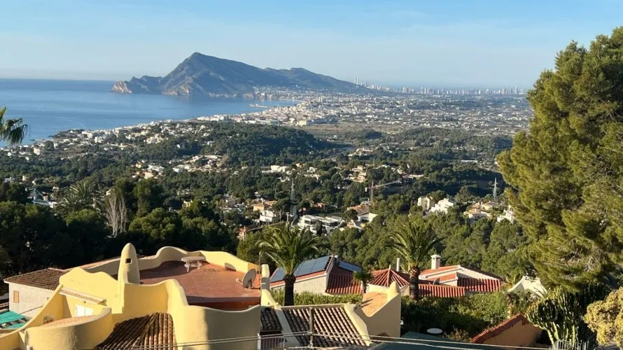 5 bedrooms villa for sale, Zona Altea Hills, Spain No. 873 № 3