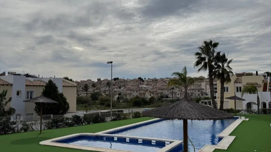 2 bedrooms apartment for sale, Campoamor, Spain No. 1197 № 4