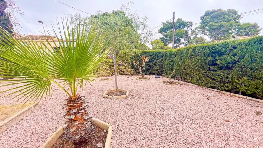 3 bedrooms villa for sale, Los Balcones, Spain No. 629 № 8