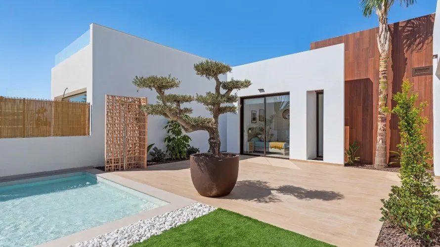 3 bedrooms villa for sale, Los Alcazares, Spain No. 829