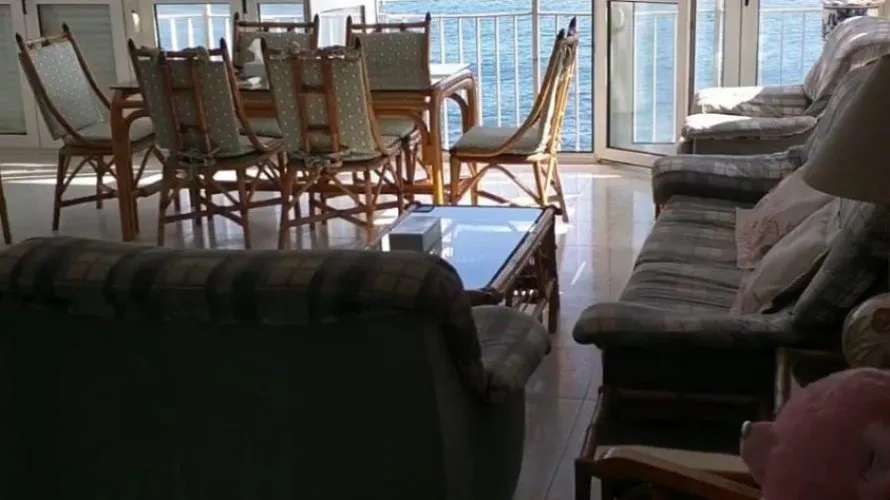 4 bedrooms apartment for sale, Torrevieja, Spain No. 118 № 15
