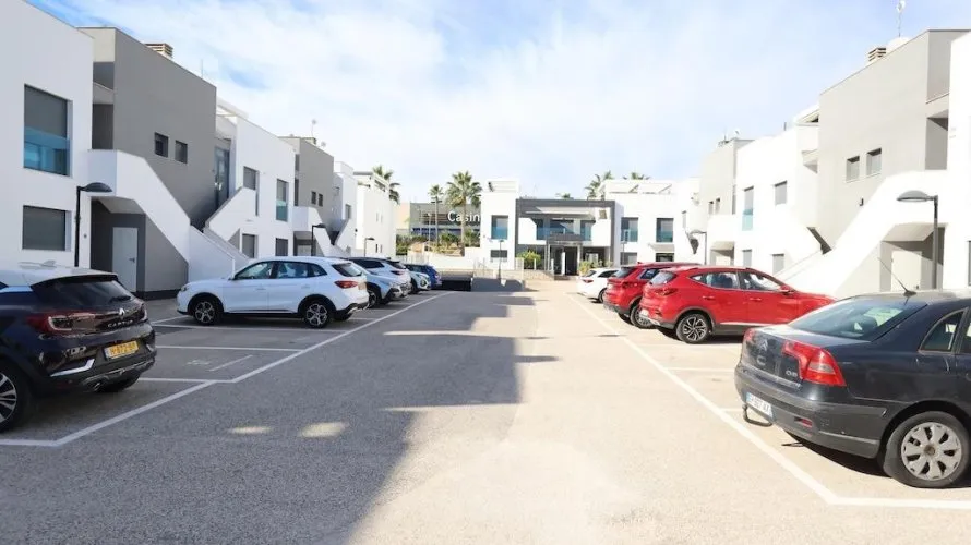 2 bedrooms apartment for sale, La Zenia, Spain No. 935 № 19