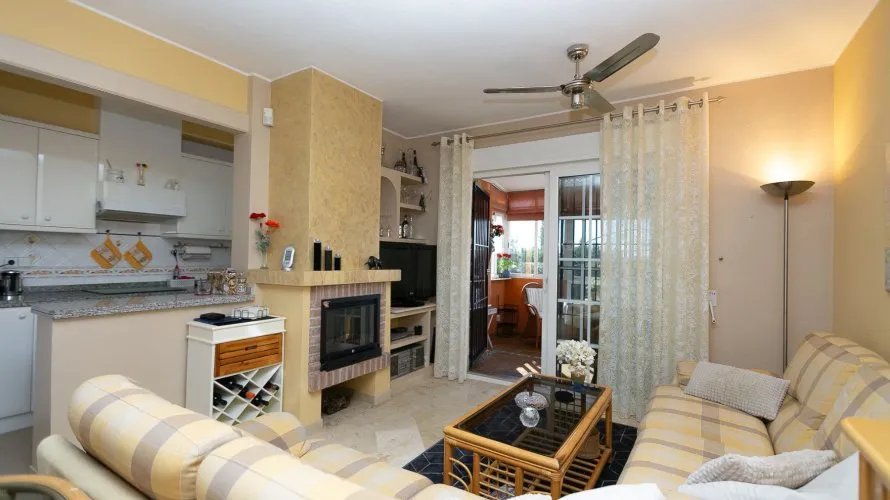 73m² apartment for sale, Playa Flamenca II, Spain No. 1099 № 4