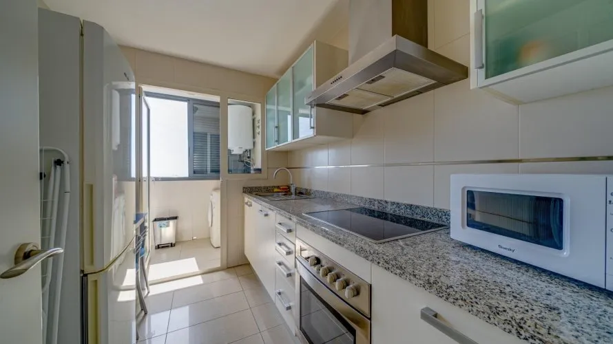 1 bedroom apartment for sale, Benidorm, Spain No. 410 № 2