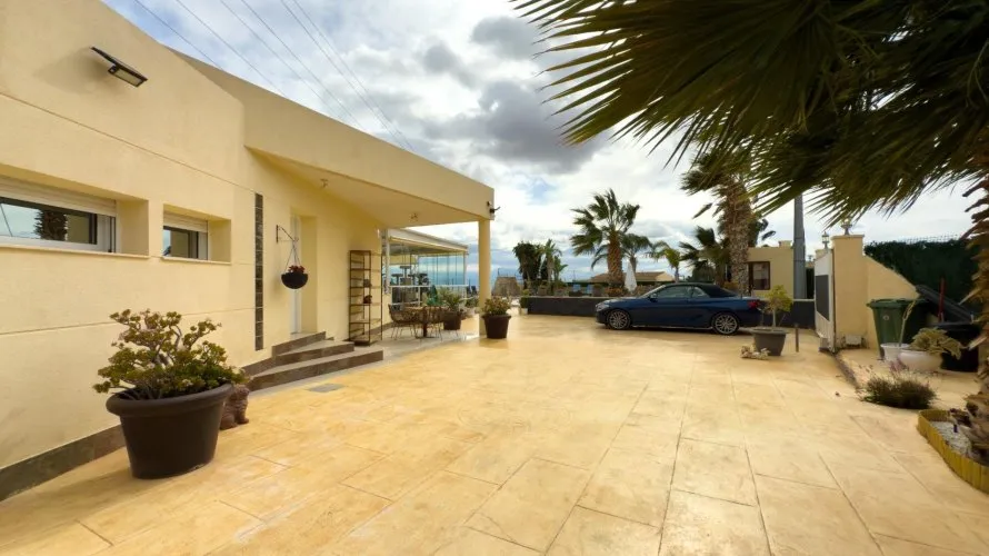5 bedrooms apartment for sale, Jijona, Spain No. 1262