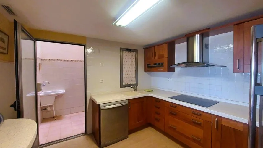 4 bedrooms apartment for sale, Torrevieja, Spain No. 561 № 23