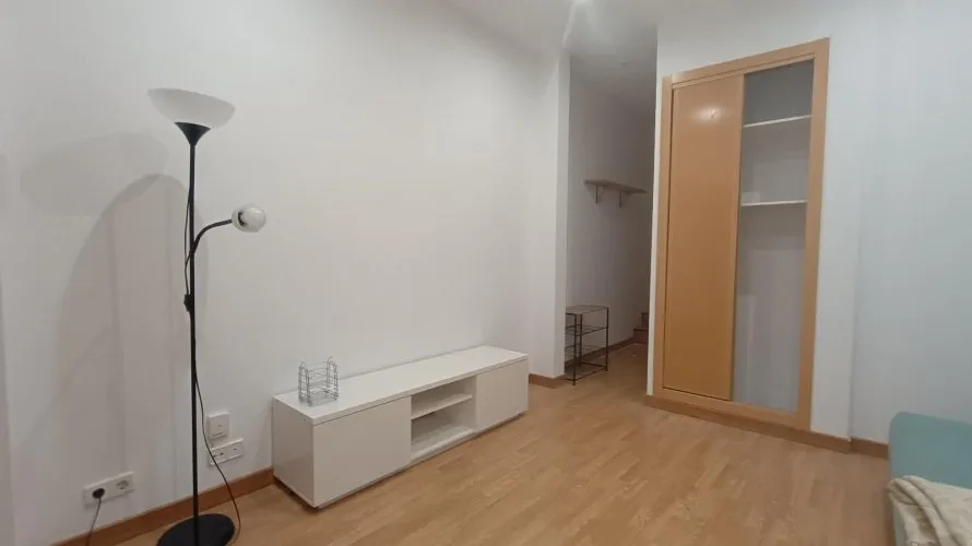 42m² apartment for sale, Madrid, Spain No. 913 № 7