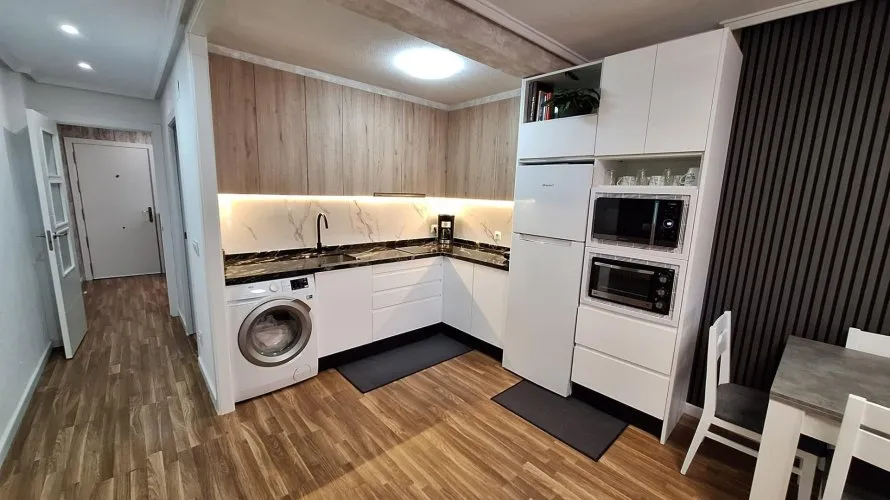 2 bedrooms penthouse for sale, Torrevieja, Spain No. 228 № 15