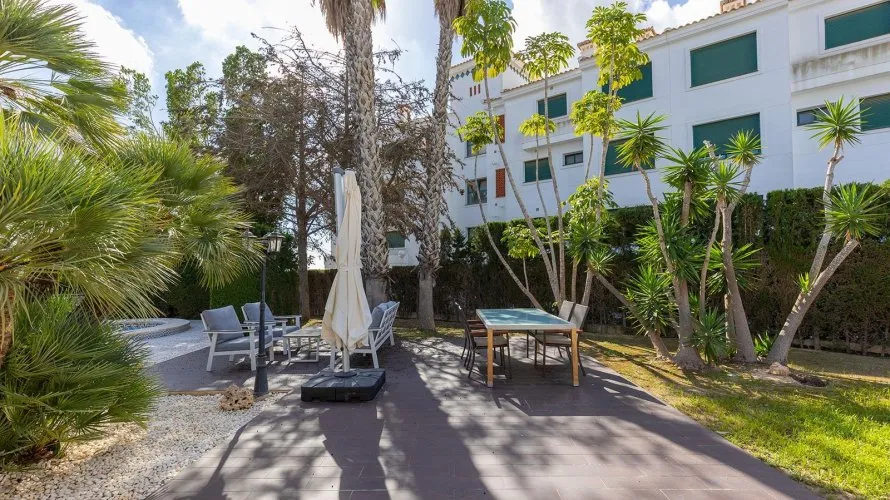 5 bedrooms villa for sale, Campoamor, Spain No. 1017 № 6