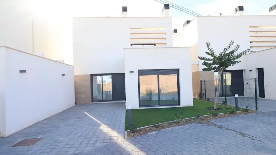 3 bedrooms apartment for sale, Los Alcazares, Spain No. 654 № 21