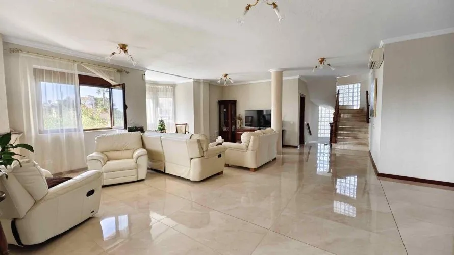 5 bedrooms villa for sale, Ciudad Quesada, Spain No. 105 № 17
