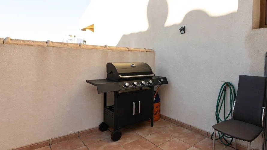 2 bedrooms apartment for sale, Torrevieja, Spain No. 541 № 19