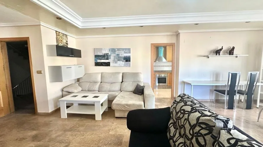 4 bedrooms apartment for sale, Torrevieja, Spain No. 765 № 1