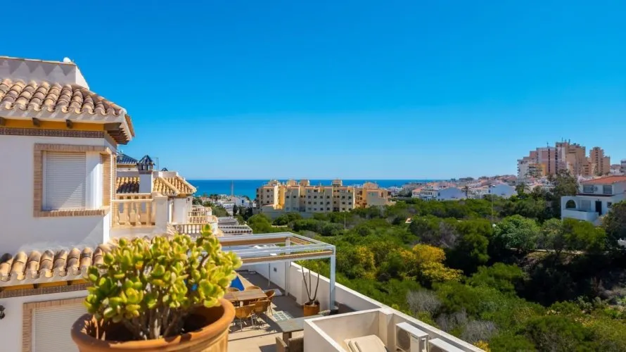 3 bedrooms house for sale, La Mata, Spain No. 222 № 18