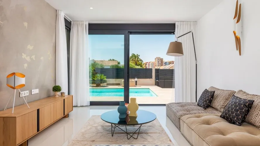 3 bedrooms villa for sale, Playa Honda, Spain No. 604 № 17
