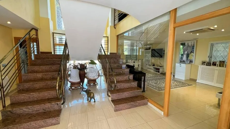 4 bedrooms apartment for sale, Manises, Spain No. 1312 № 26