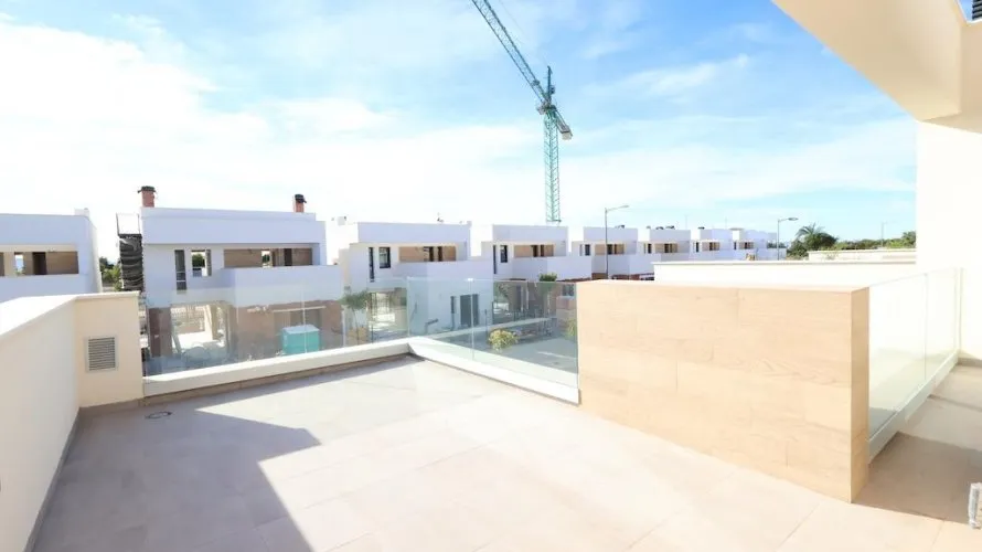 3 bedrooms apartment for sale, Los Alcazares, Spain No. 654 № 16