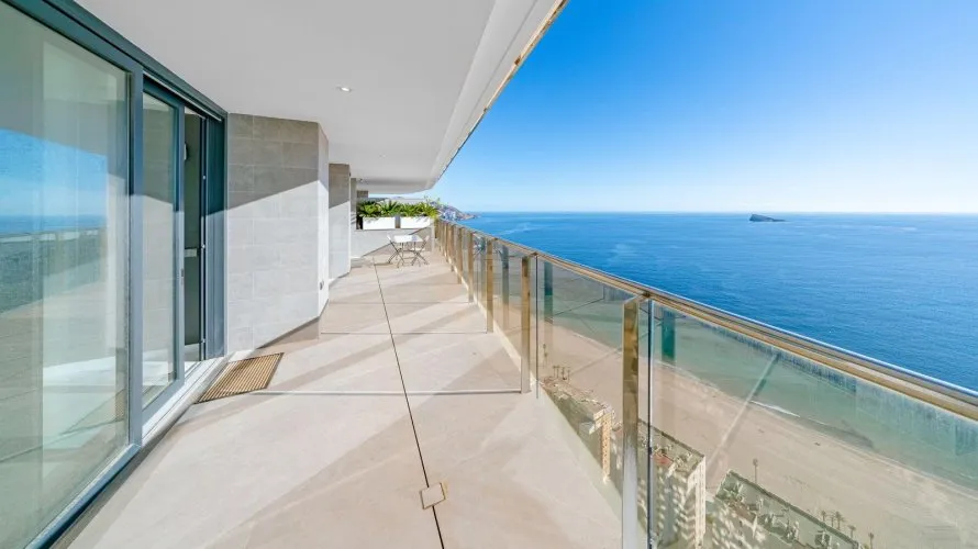 3 bedrooms apartment for sale, Benidorm, Spain No. 672 № 6