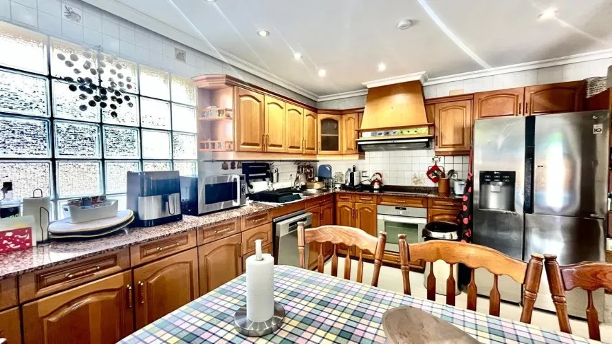 4 bedrooms villa for sale, Torrevieja, Spain No. 229 № 25