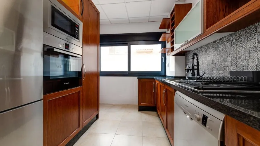 4 bedrooms villa for sale, Torrevieja, Spain No. 462 № 12