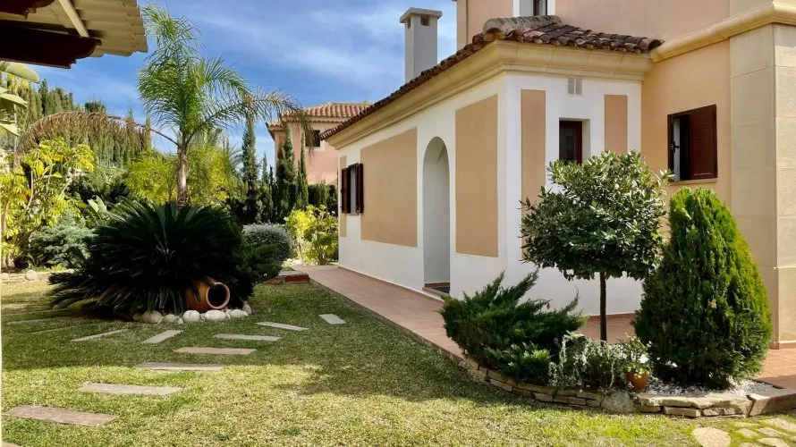 1 bedroom villa for sale, Finestrat, Spain No. 769 № 2