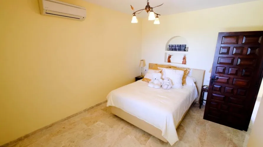 4 bedrooms villa for sale, Fustera, Spain No. 291 № 16