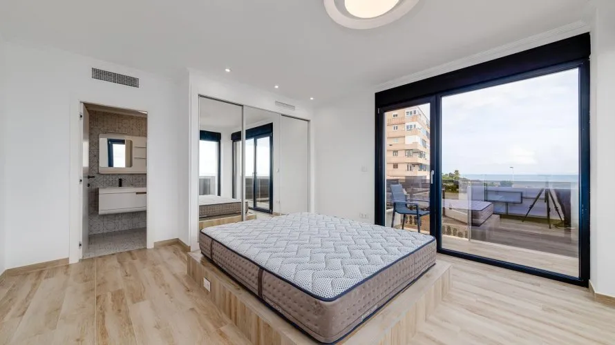 210m² villa for sale, Torrevieja, Spain No. 720 № 7