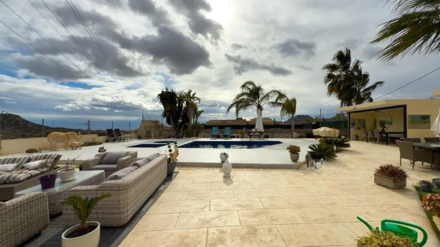 5 bedrooms apartment for sale, Jijona, Spain No. 1262 № 4