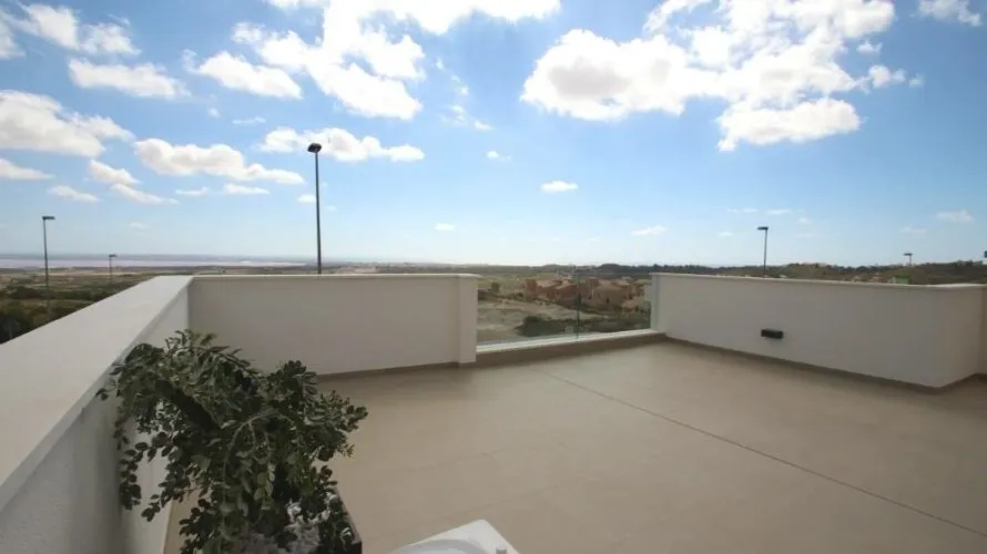 3 bedrooms villa for sale, San Miguel de Salinas, Spain No. 347 № 11
