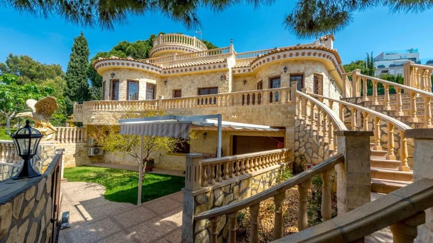 4 bedrooms villa for sale, Campoamor, Spain No. 1338 № 26