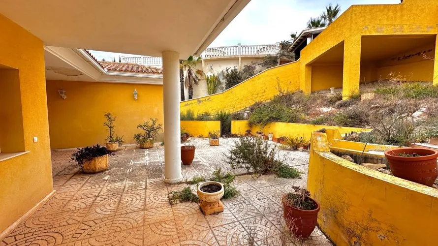 5 bedrooms villa for sale, Zona Altea Hills, Spain No. 498 № 17