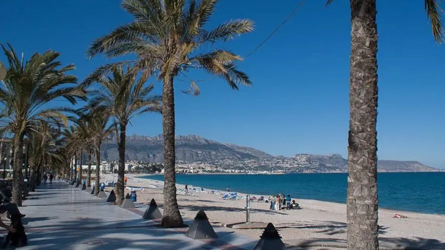 4 bedrooms villa for sale, Albir, Spain No. 539 № 28
