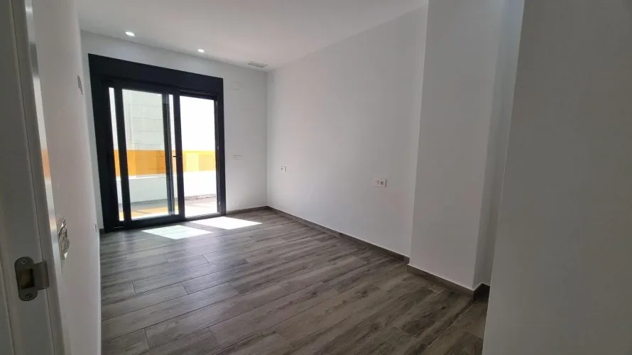 3 bedrooms apartment for sale, Torrevieja, Spain No. 104 № 20