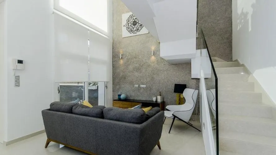 3 bedrooms villa for sale, Ciudad Quesada, Spain No. 274 № 5