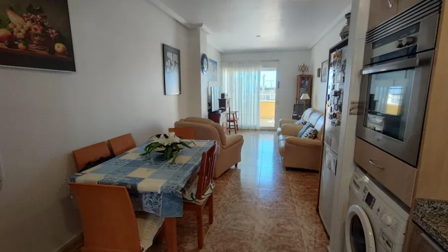 1 bedroom penthouse for sale, Torrevieja, Spain No. 124 № 9