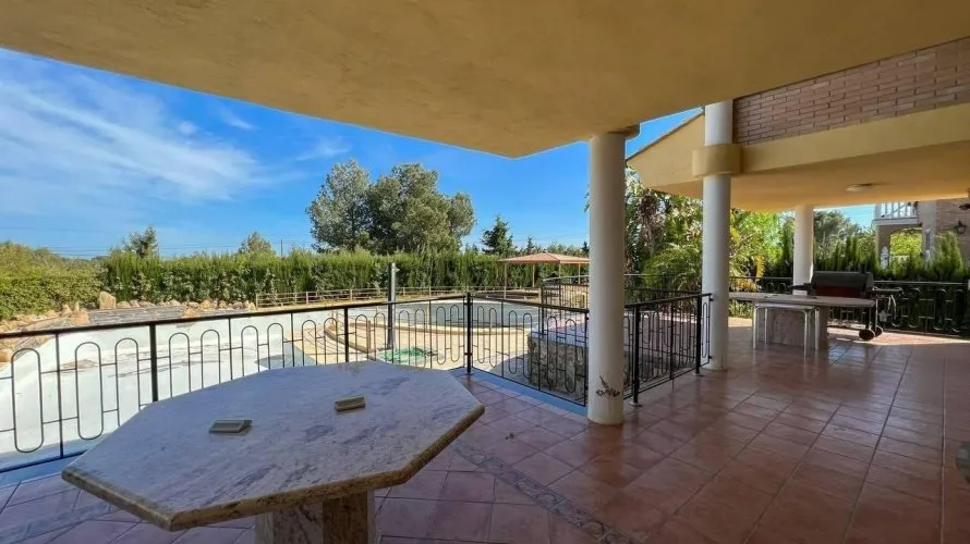 4 bedrooms apartment for sale, Manises, Spain No. 1312 № 5