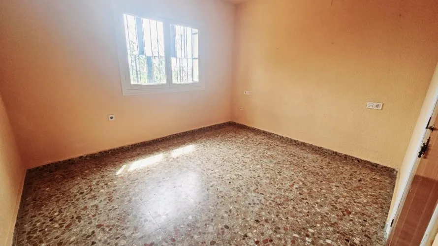 4 bedrooms apartment for sale, Torrevieja, Spain No. 1093 № 11