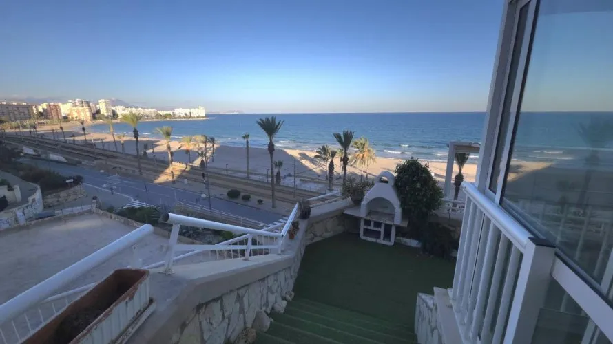 3 bedrooms apartment for sale, El Campello, Spain No. 743