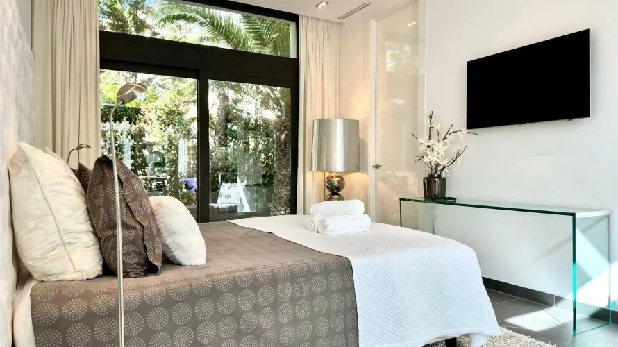 4 bedrooms villa for sale, Altea, Spain No. 593 № 24
